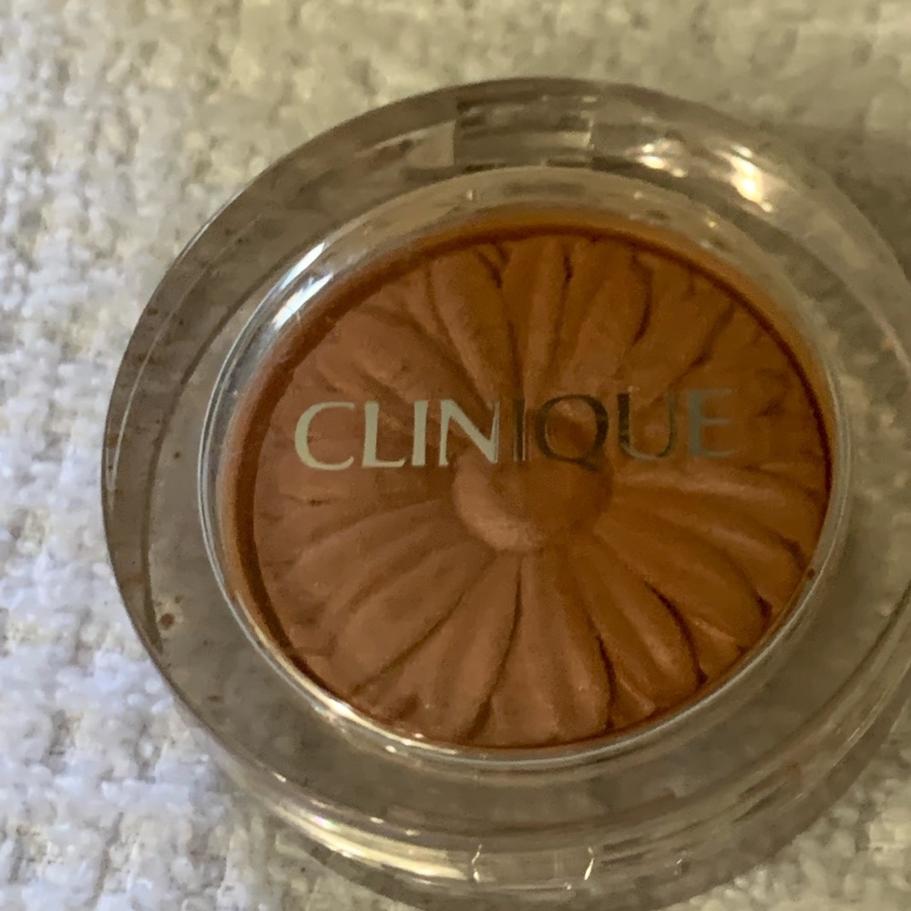 Clinique Cheek Pop ~ 05 Nude Pop